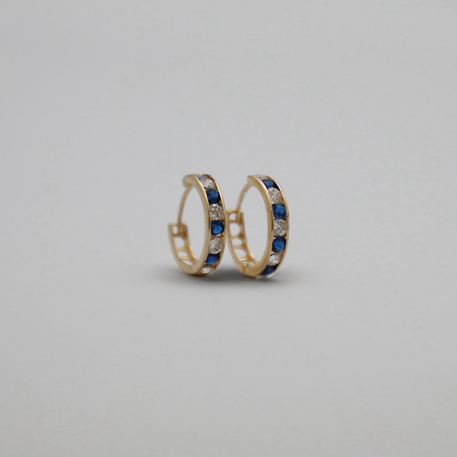 Çocuk Lacivert Beyaz Taşlı Küpe