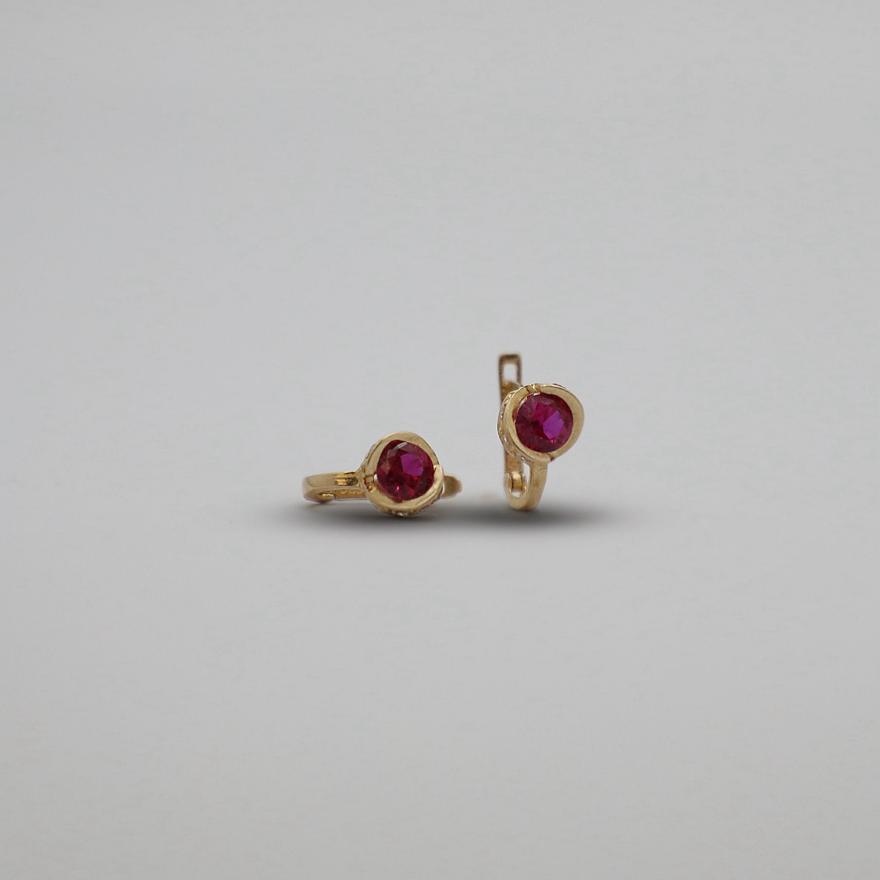 Çocuk Pembe Taş Küpe