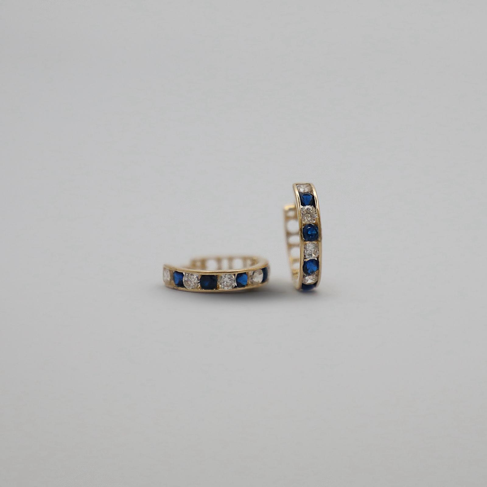 Çocuk Lacivert Beyaz Taşlı Küpe