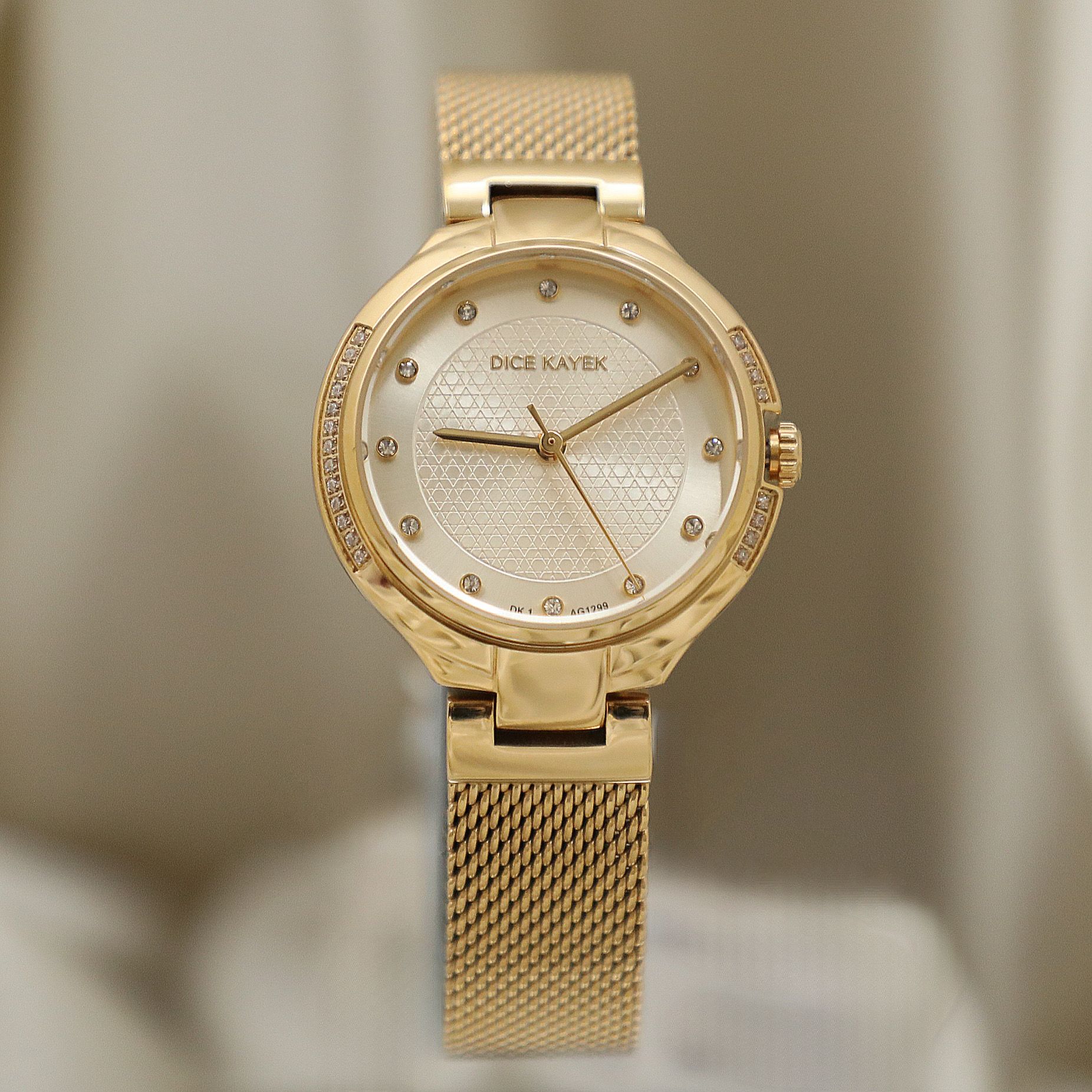 Kadın Gold Desenli Kadran Saat