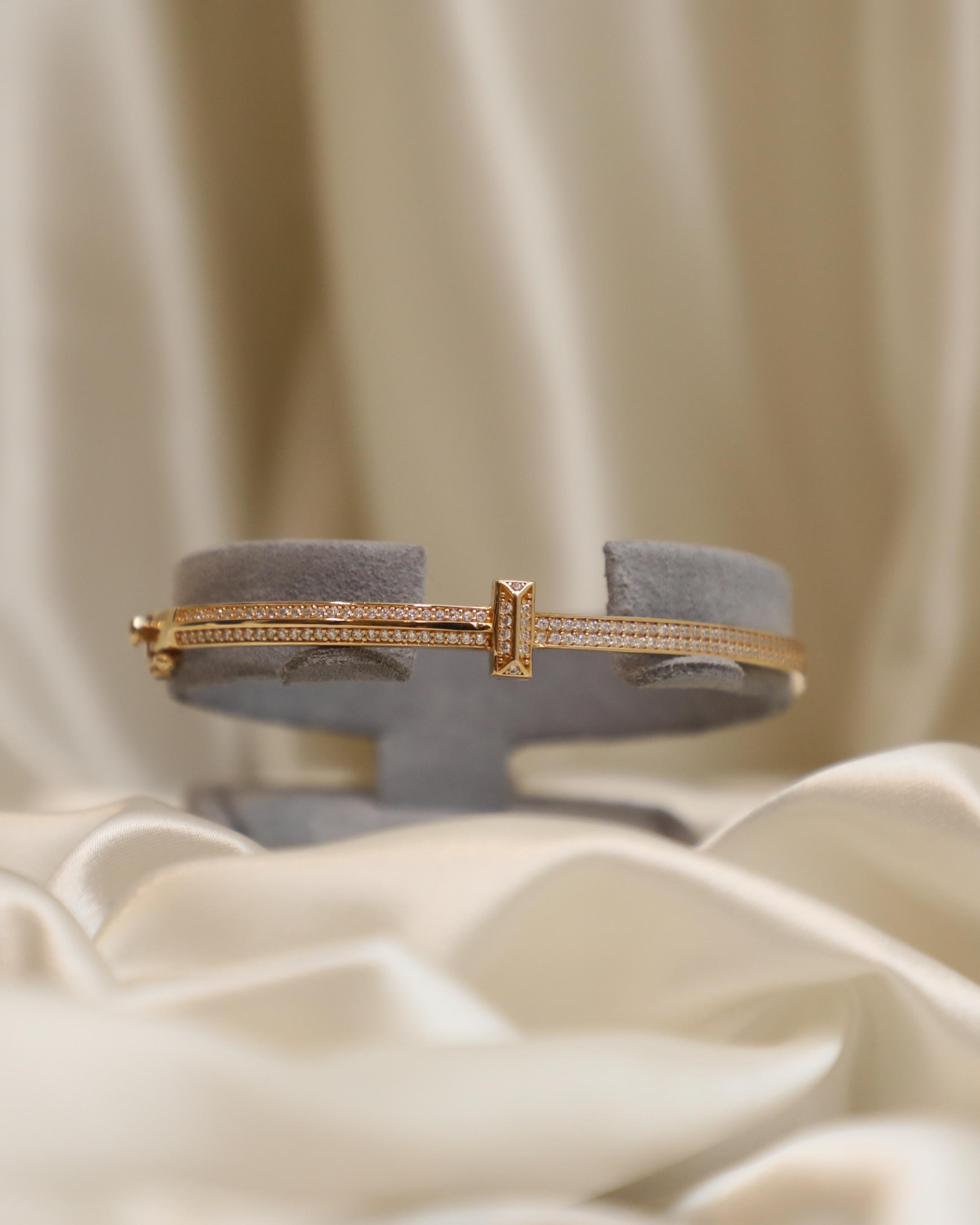 Taşlı İnception Kelepçe