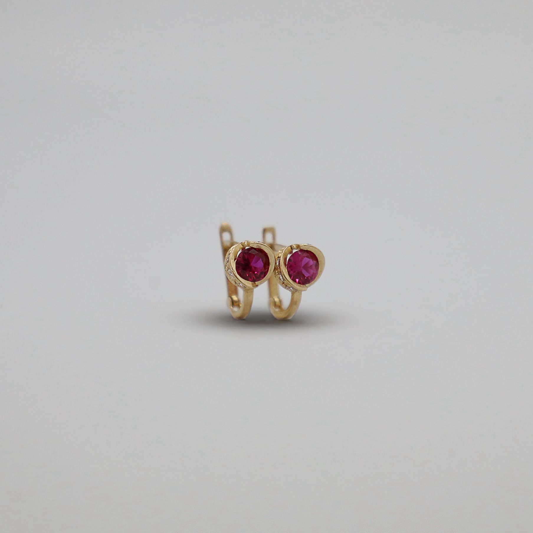 Çocuk Pembe Taş Küpe