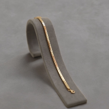 Kadın Altın Taşlı Kare Su Yolu Bileklik